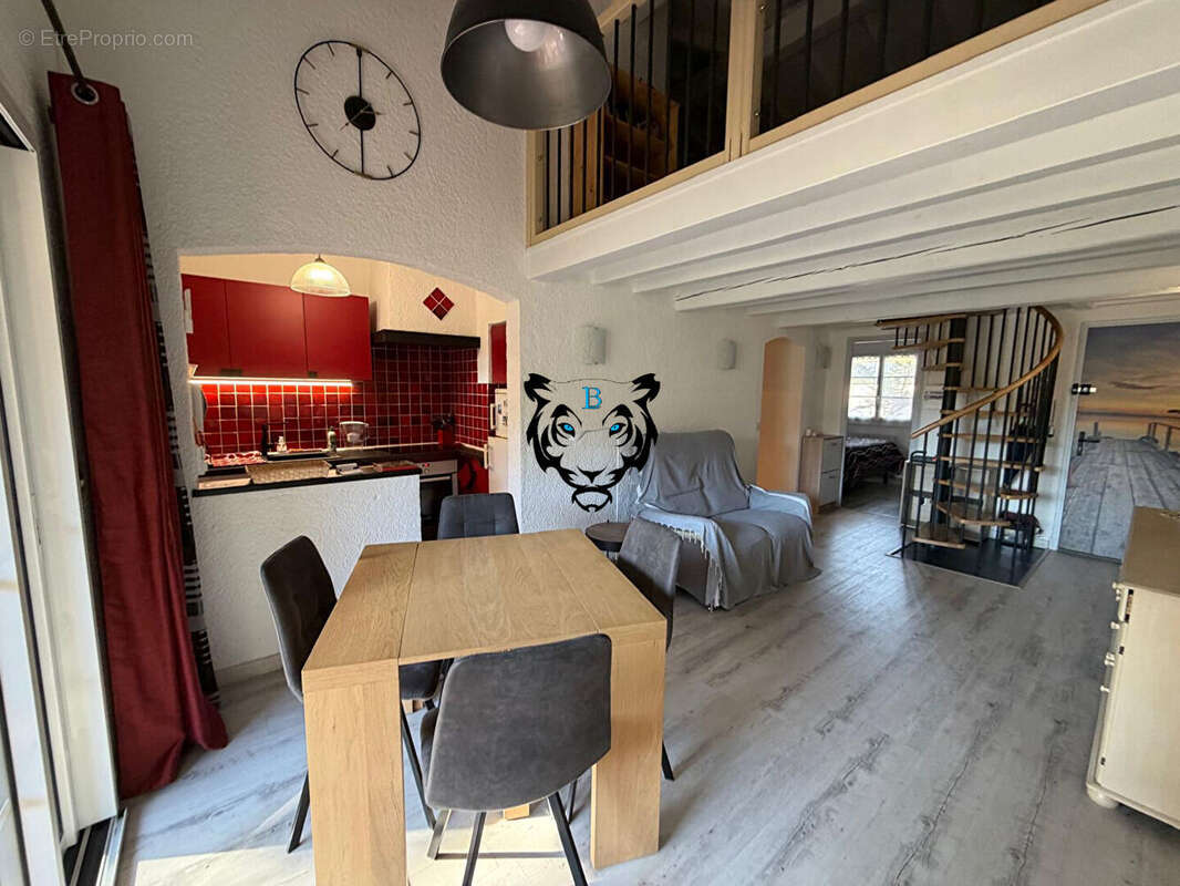 Appartement à LES ISSAMBRES