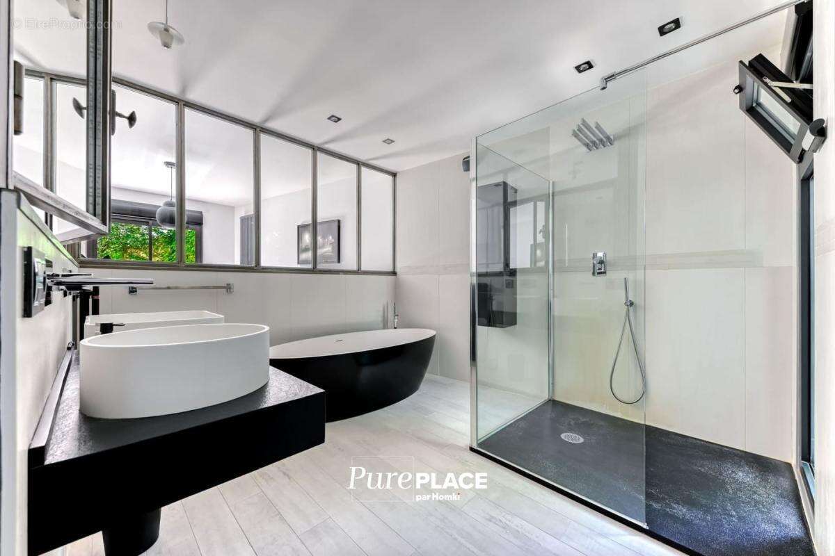 Appartement Type 6 de 155 m² à Lyon 69008 - photo 19