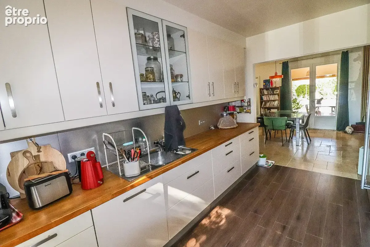 Villa plain pied 105m2 avec piscine et dependances - photo 11