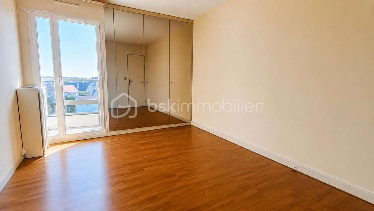 Parc de Diane – Appartement familial 5 pièces avec terrasse, balcons et parking - photo 10