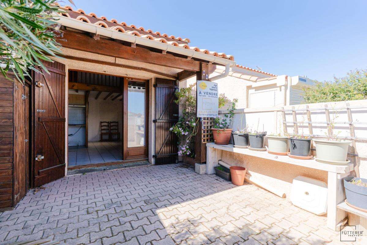 Gruissan - Les Ayguades - EN EXCLUSIVITÉ : Pavillon 1 pièce + - photo 2