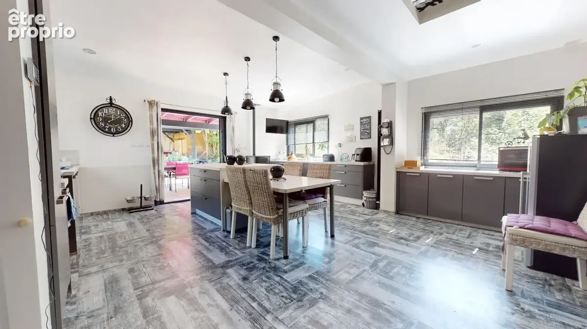 Maison 4 pièces 137 m² à vendre à Pont-D'ain (01160) - photo 9