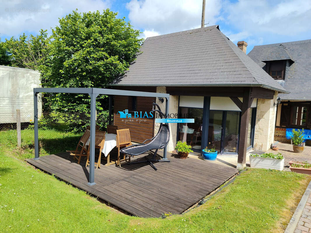 Maison 97 m² à La Lande-Saint-Leger  - photo 5
