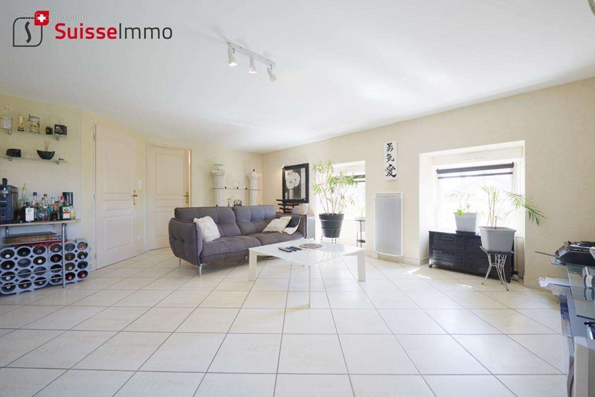 Appartement à DENNEY