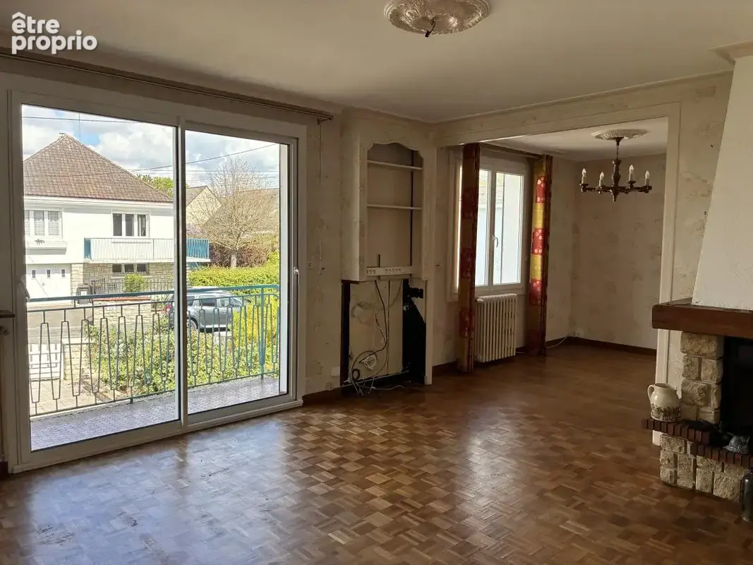 Maison 136 m² à Laval  - photo 5