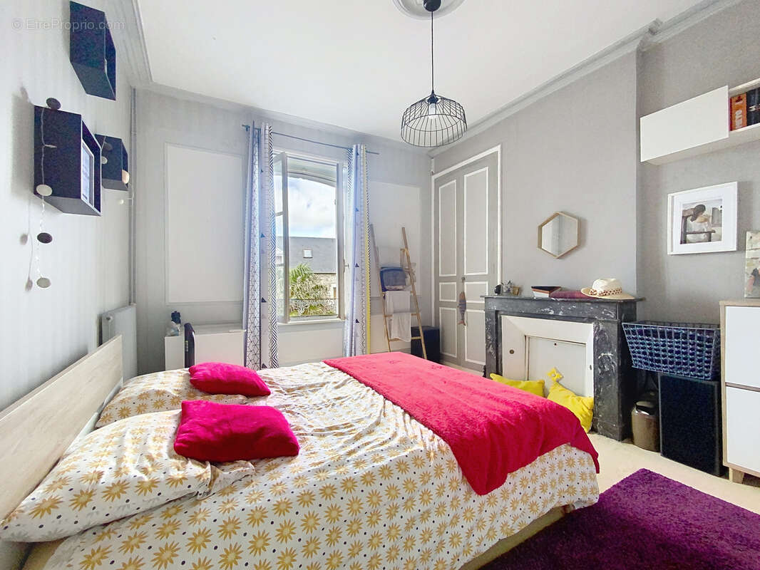 Maison à DONVILLE-LES-BAINS