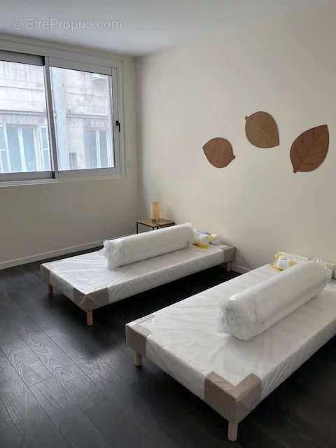 Appartement à MARSEILLE-1E