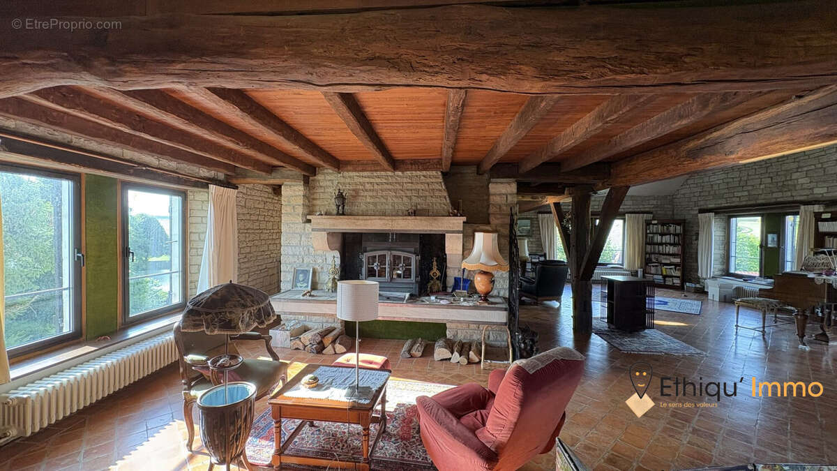 Maison à GILLANCOURT