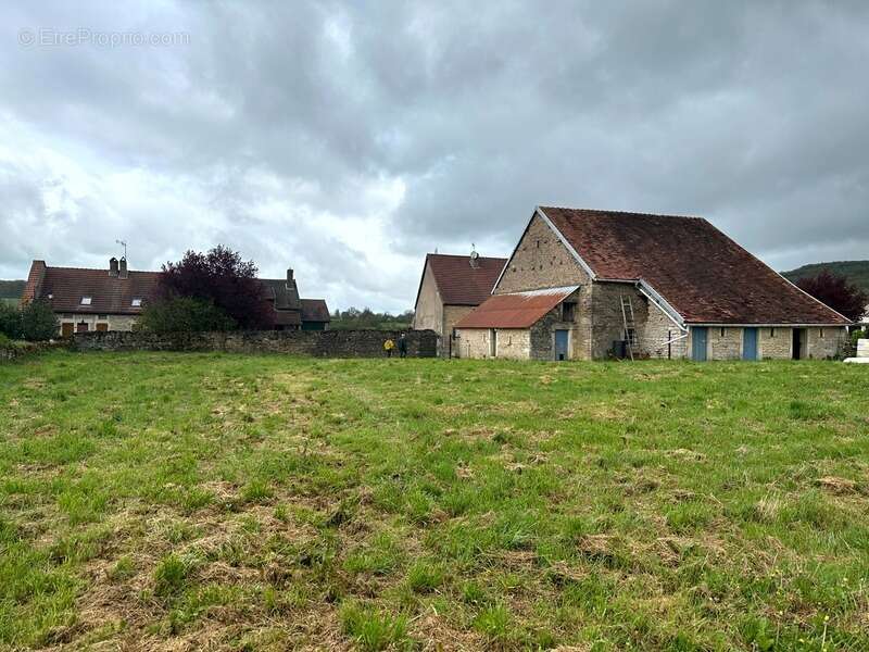 Maison à POUILLY-EN-AUXOIS