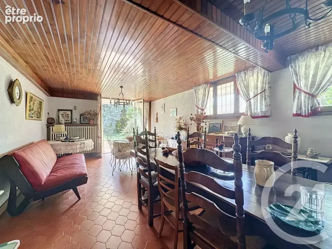 Maison 120 m² à Pont-Eveque  - photo 12