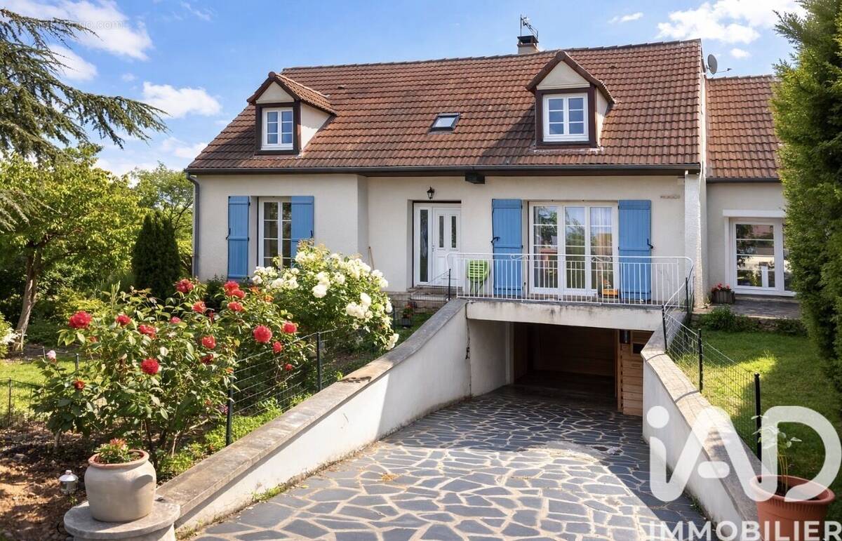 Photo 1 - Maison à VERNEUIL-SUR-SEINE