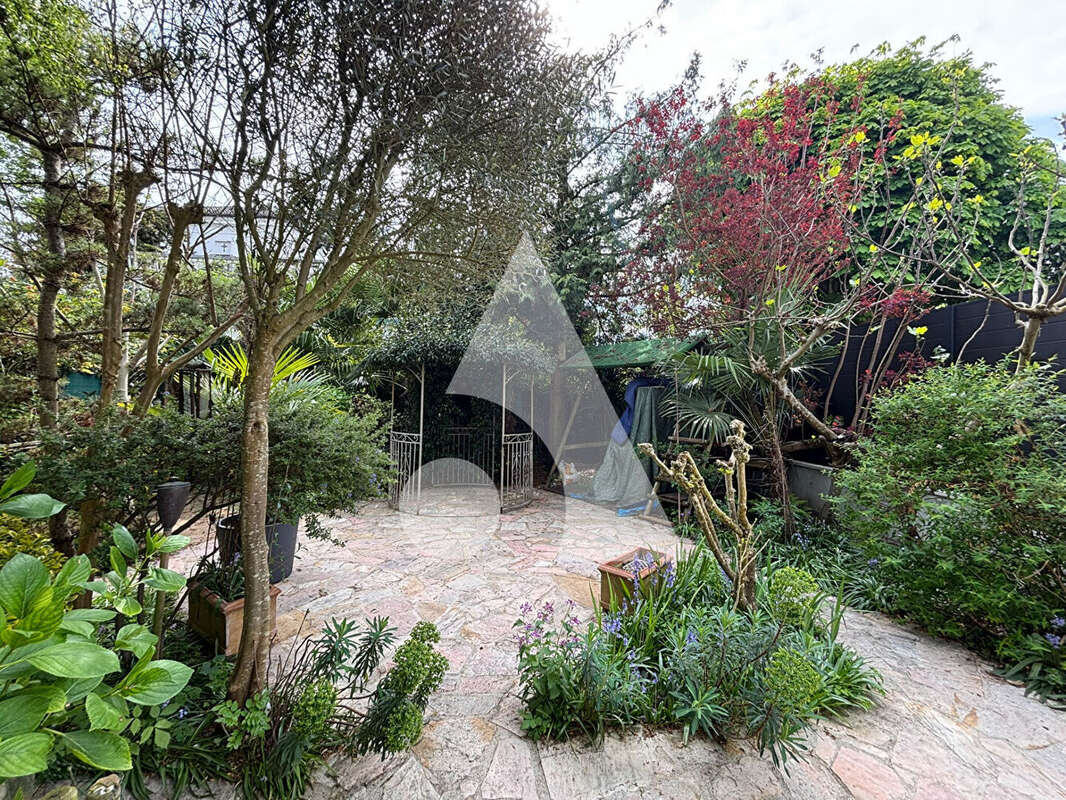 Maison Soisy limite Enghien, 6 pièces 144 m2 (207 m2 au sol) - photo 15