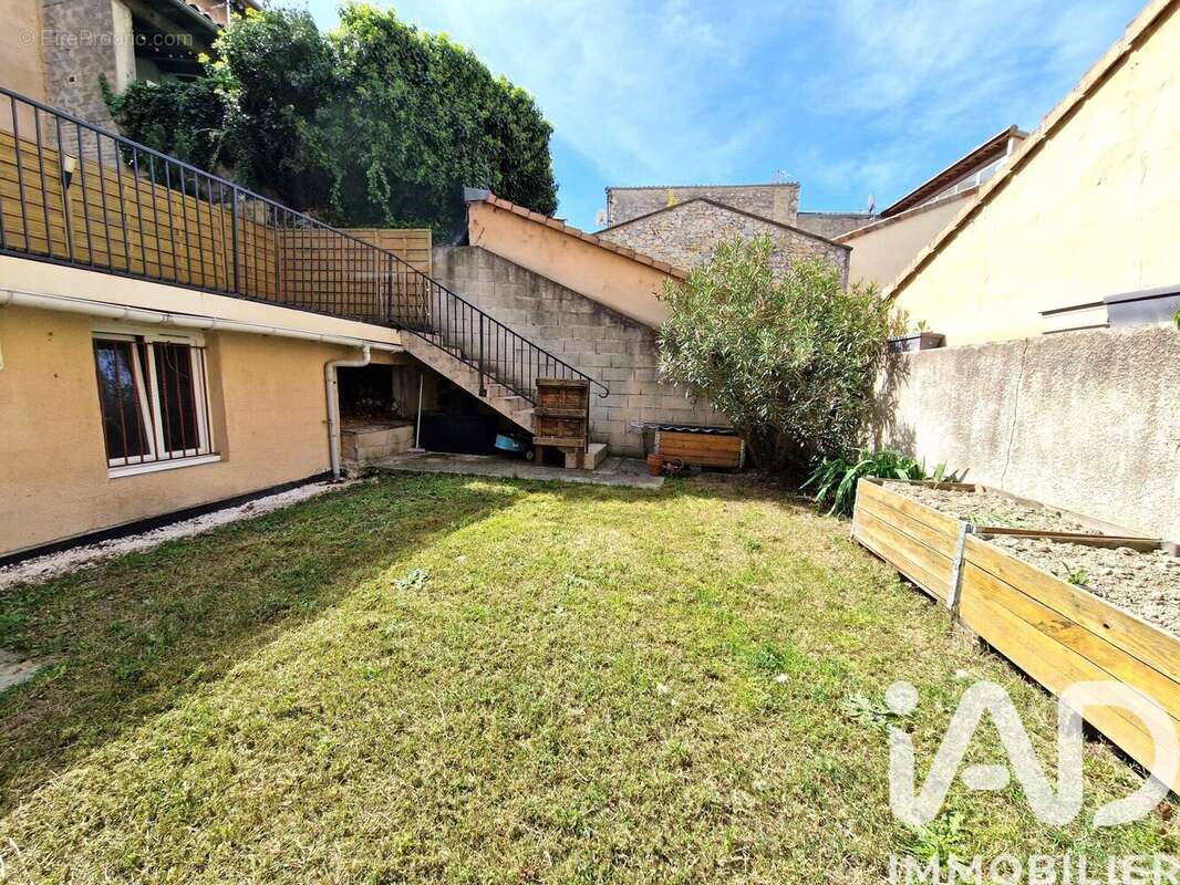 Photo 2 - Maison à LIVRON-SUR-DROME