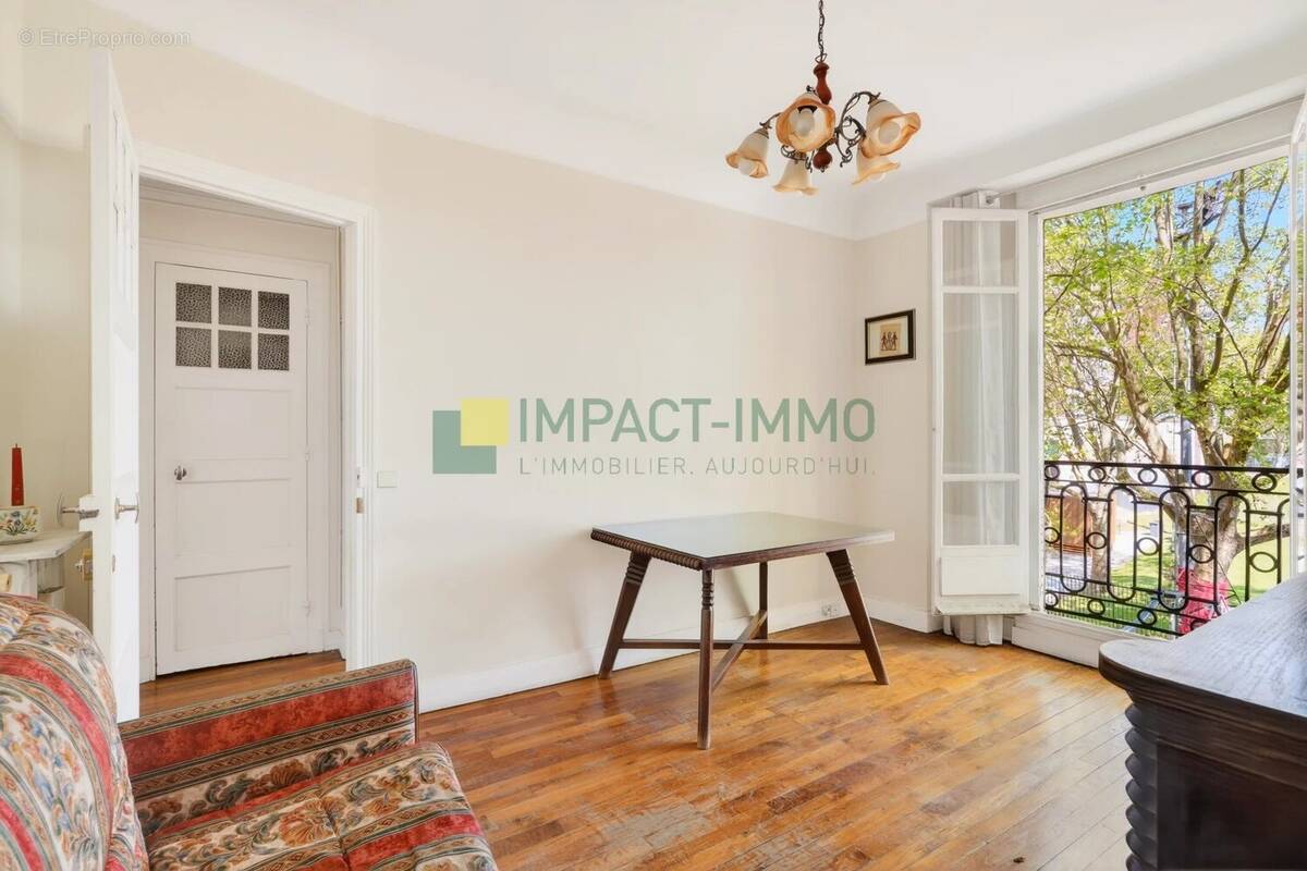Appartement à CLICHY