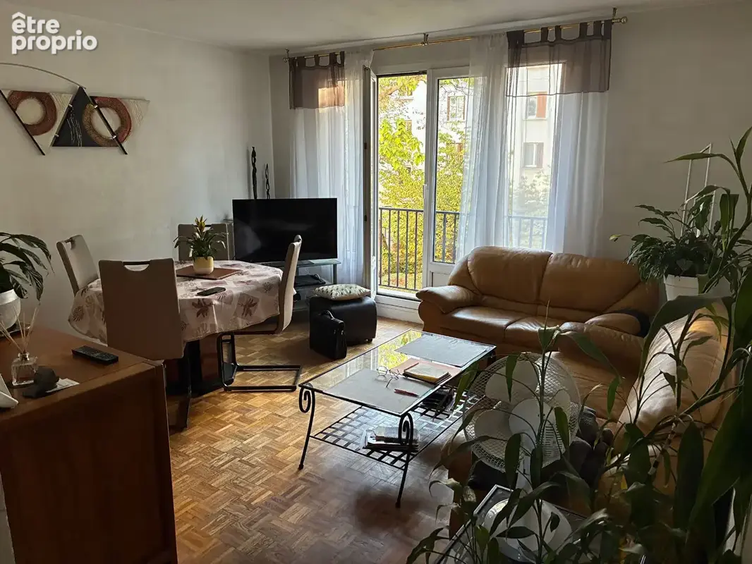 Appartement à EPINAY-SUR-SEINE