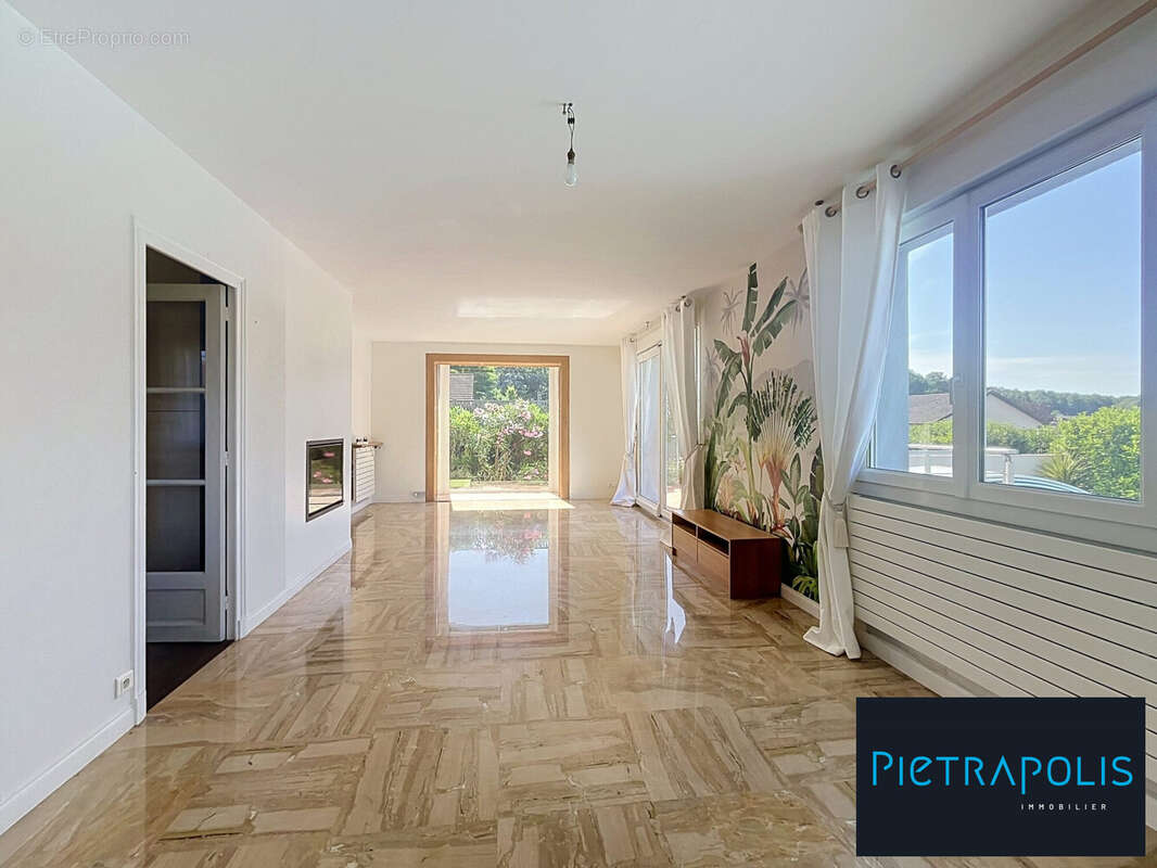 Maison 224 m² à Corcelles-Les-Citeaux  - photo 6