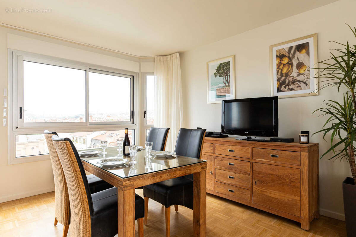 Appartement à LYON-6E