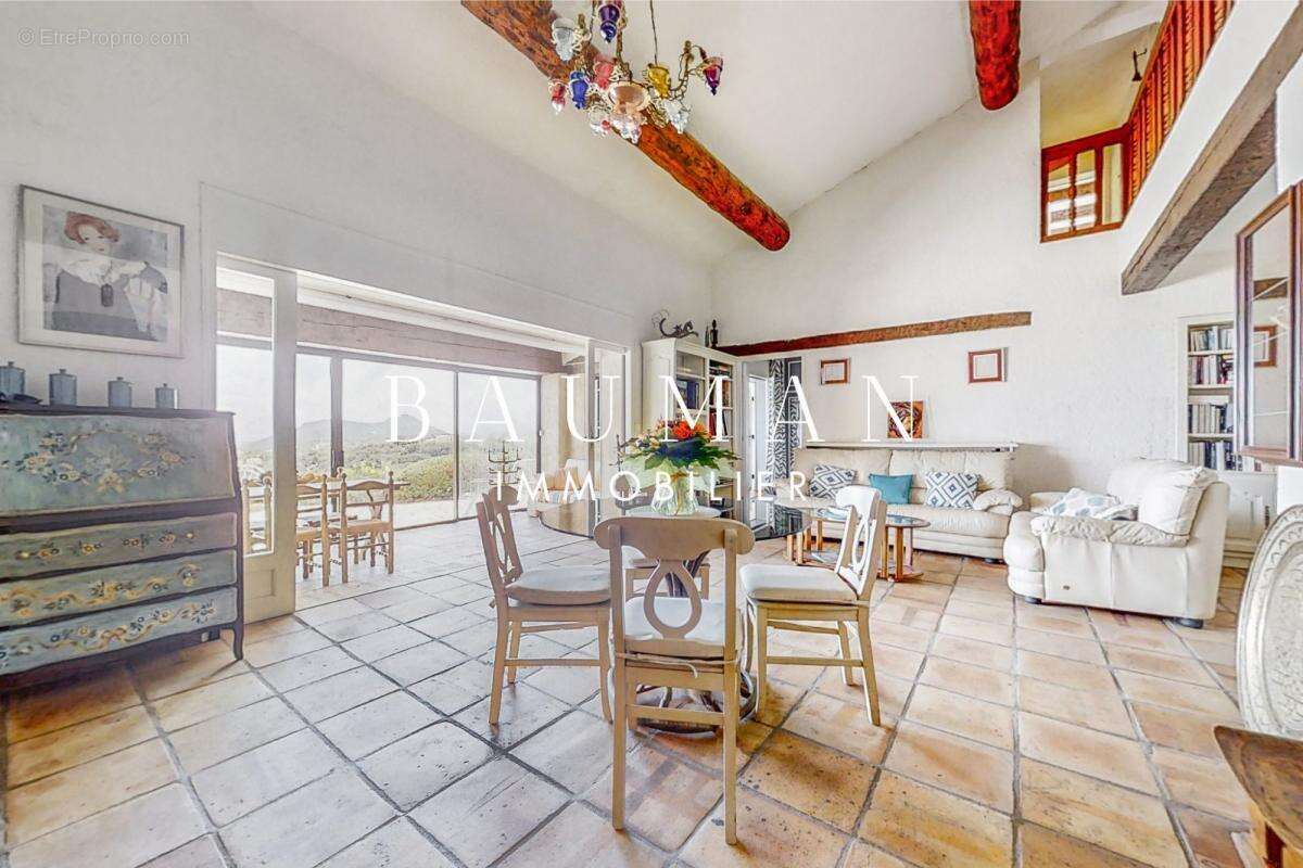 Maison à SAINT-RAPHAEL