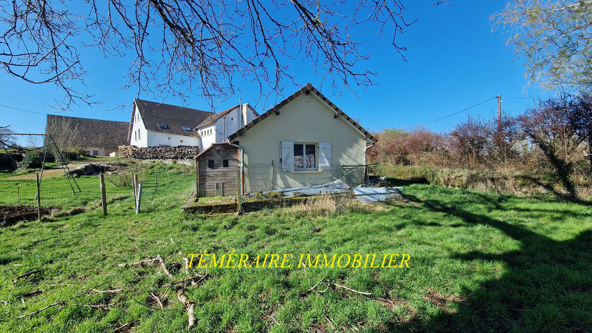 BONNEFONTAINE - Maison mitoyenne de 135m2 - photo 12