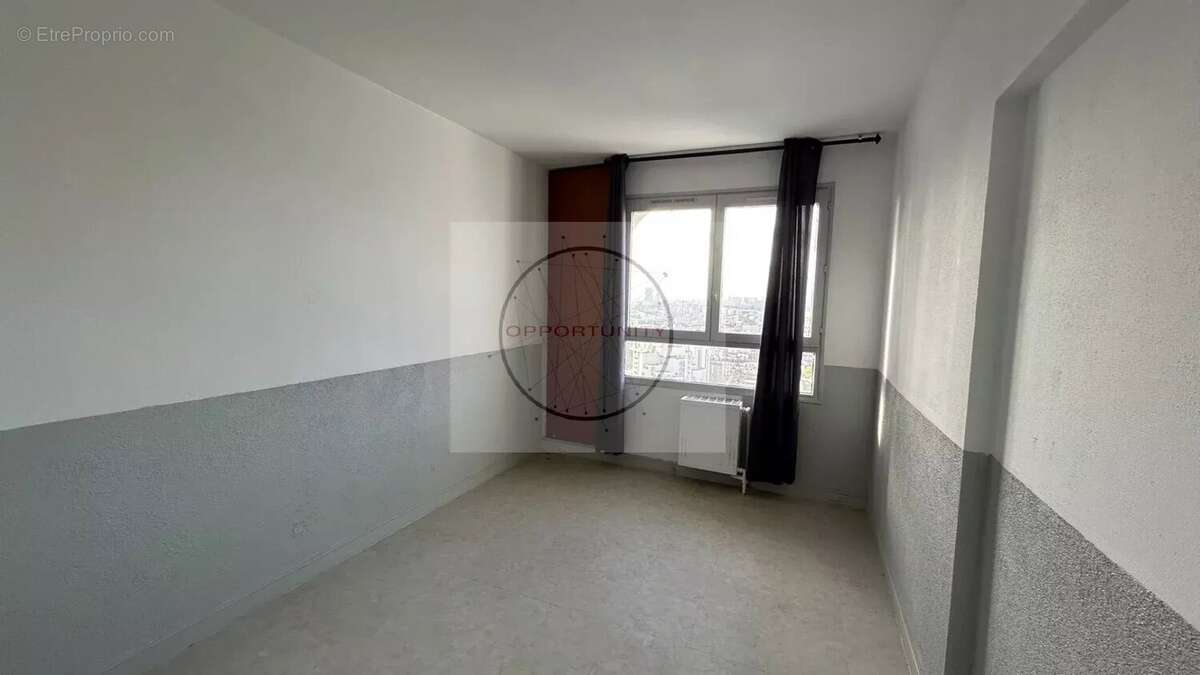 Appartement à PARIS-20E