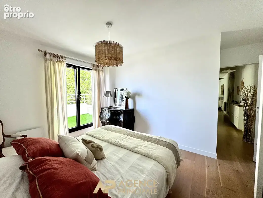 Appartement - Type 3 - 2 chambres - La Rochelle secteur Médiathèque (Ville en Bois) - photo 9