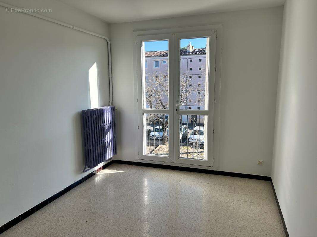 Appartement à VAISON-LA-ROMAINE