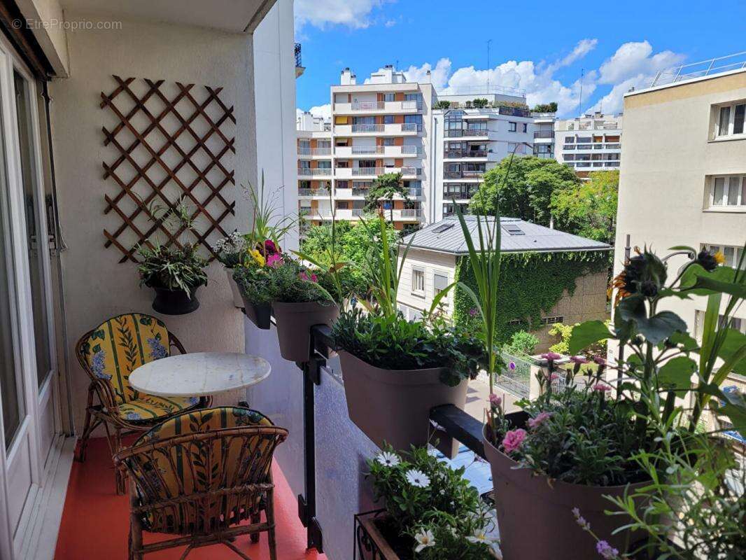 Appartement à PARIS-12E