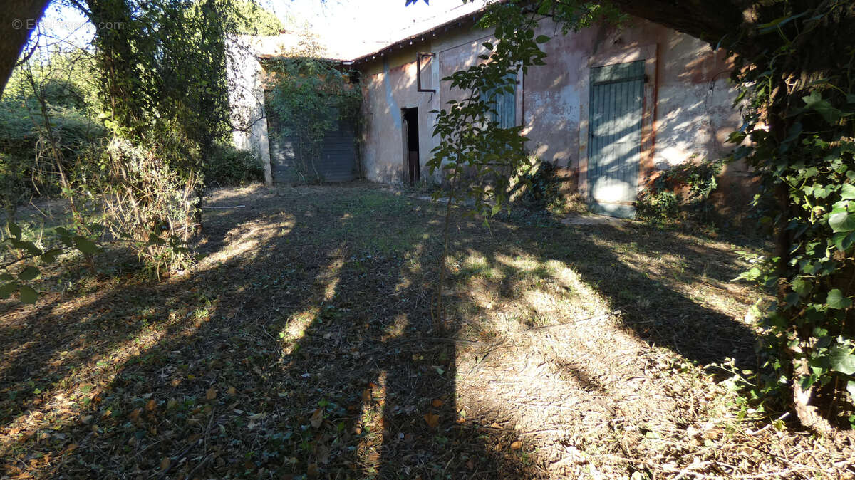 Maison à SOLLIES-PONT