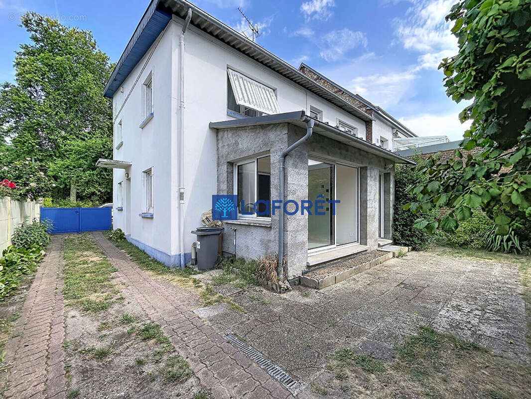 Immeuble Sotteville-lès-Rouen 9 pièces 140 m2 - photo 7