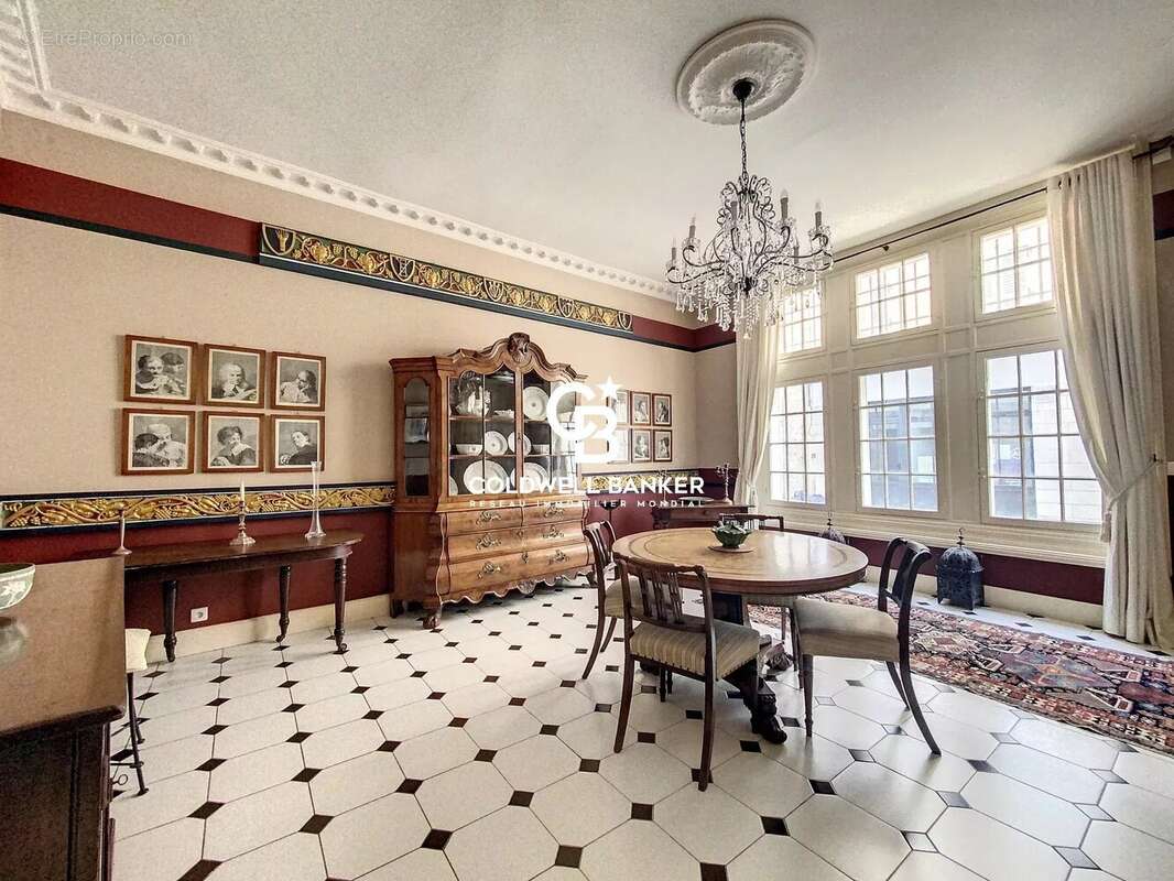 La « Maison Coquille » : une demeure bourgeoise entre symbolisme, vitraux d'art et secrets d'histoire - photo 8