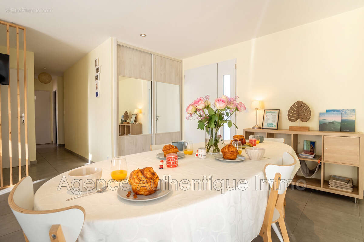 Maison 87 m² à Teilhede  - photo 4