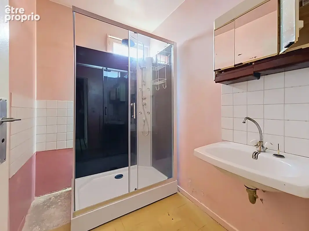 Appartement F4 avec balcon, parking et cave - photo 8