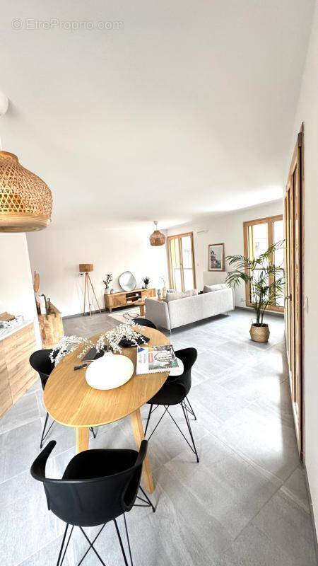 Appartement à LYON-9E
