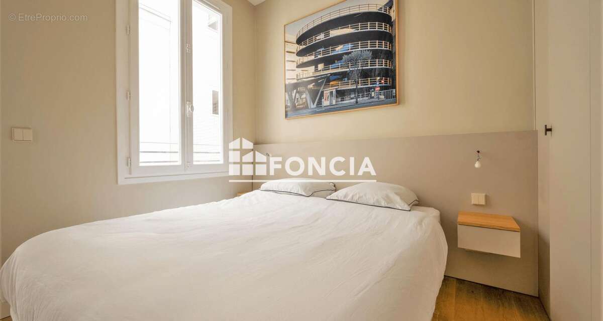 Paris iv –  archives/rambuteau – 3p refait a neuf en etage avec ascenseur - photo 6