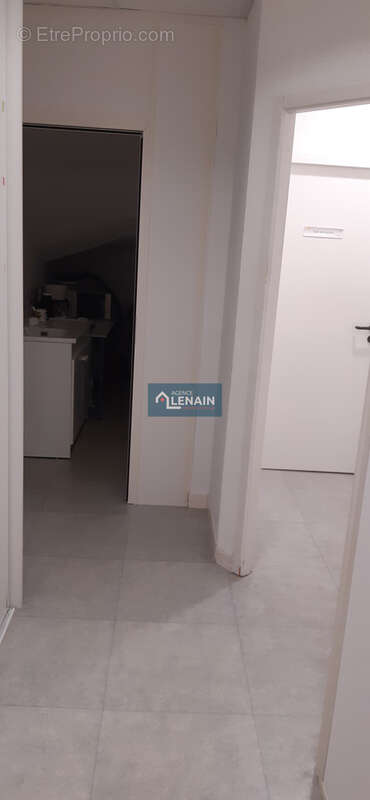 Commerce à LES HERBIERS