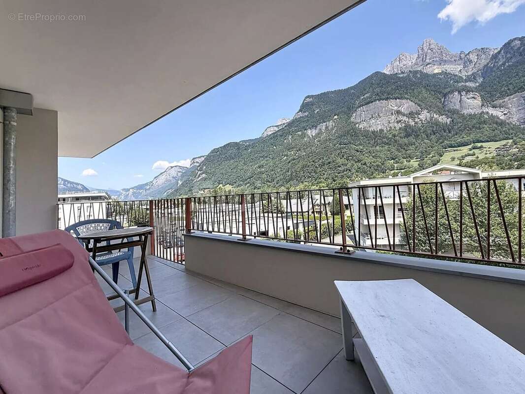 Appartement proche du centre-ville de sallanches - photo 2