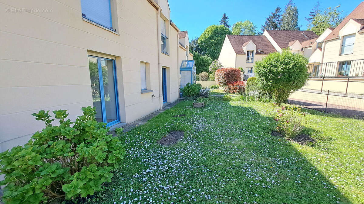 Appartement à SAINT-REMY-LES-CHEVREUSE