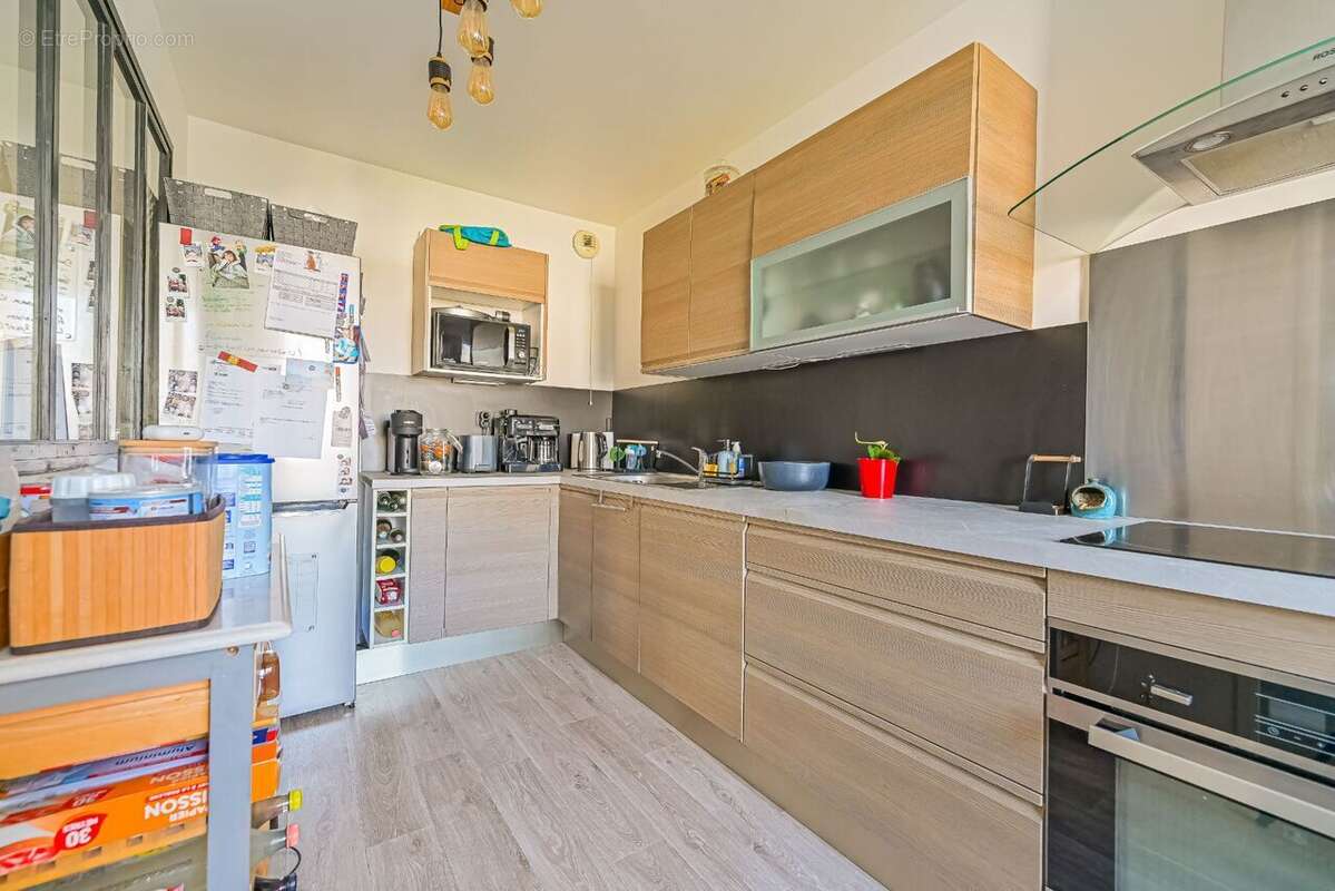 Appartement 67 m² à Creteil  - photo 2