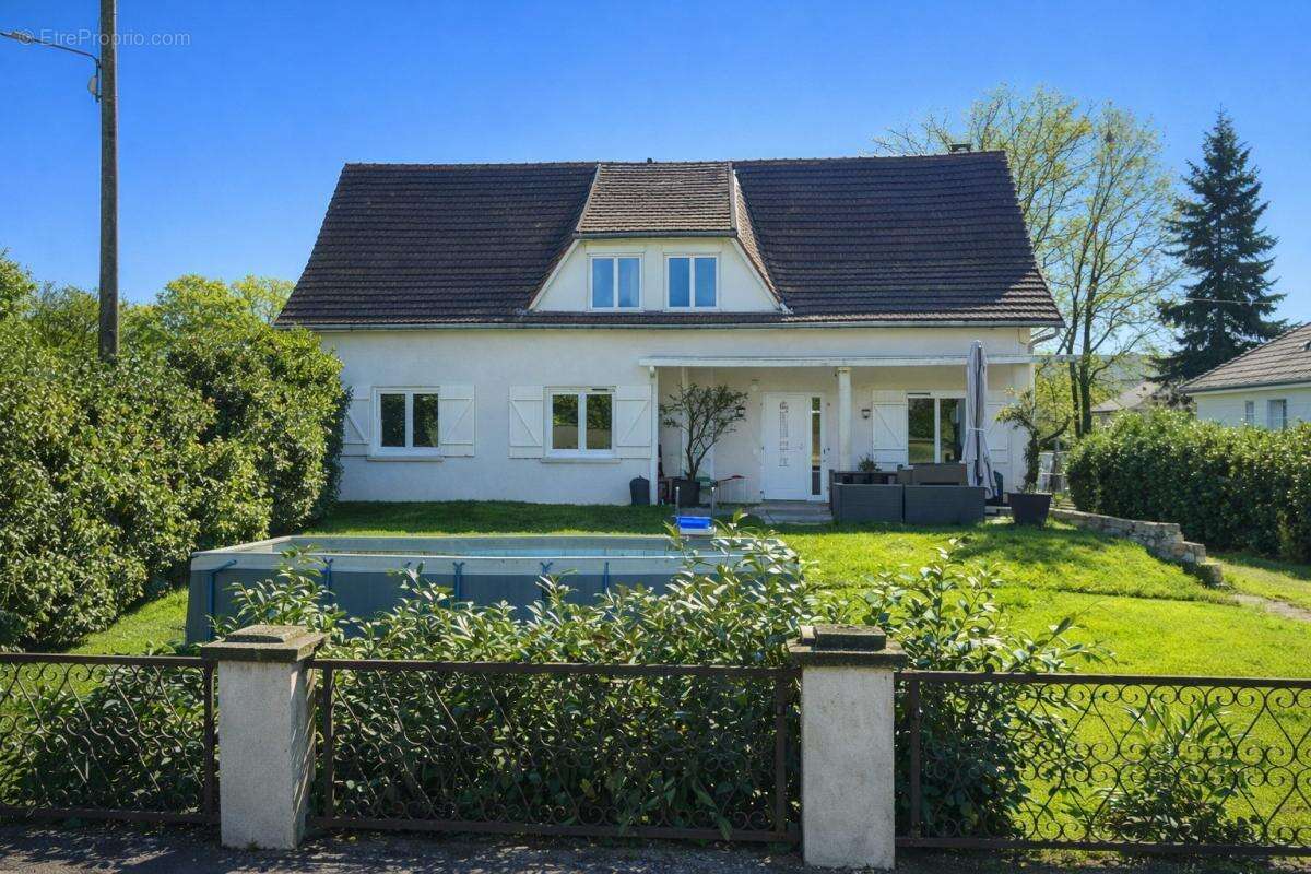 Maison à CHALETTE-SUR-LOING