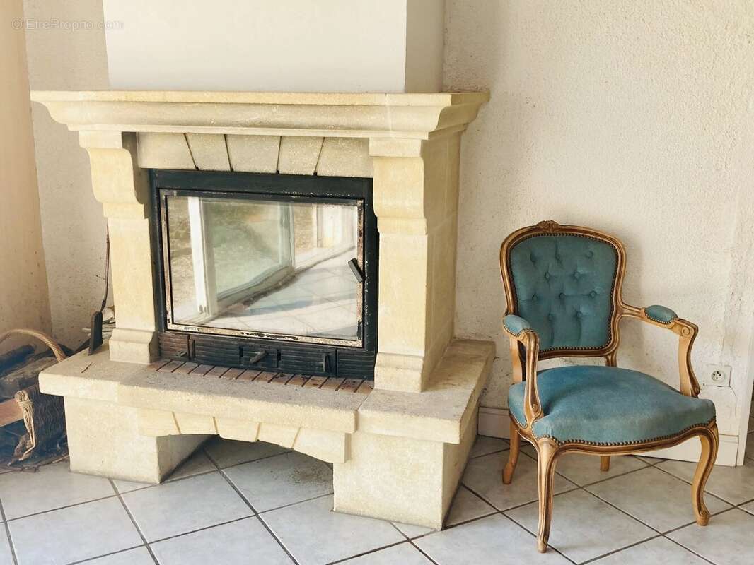 Maison de village avec de vastes espaces de vie - photo 8