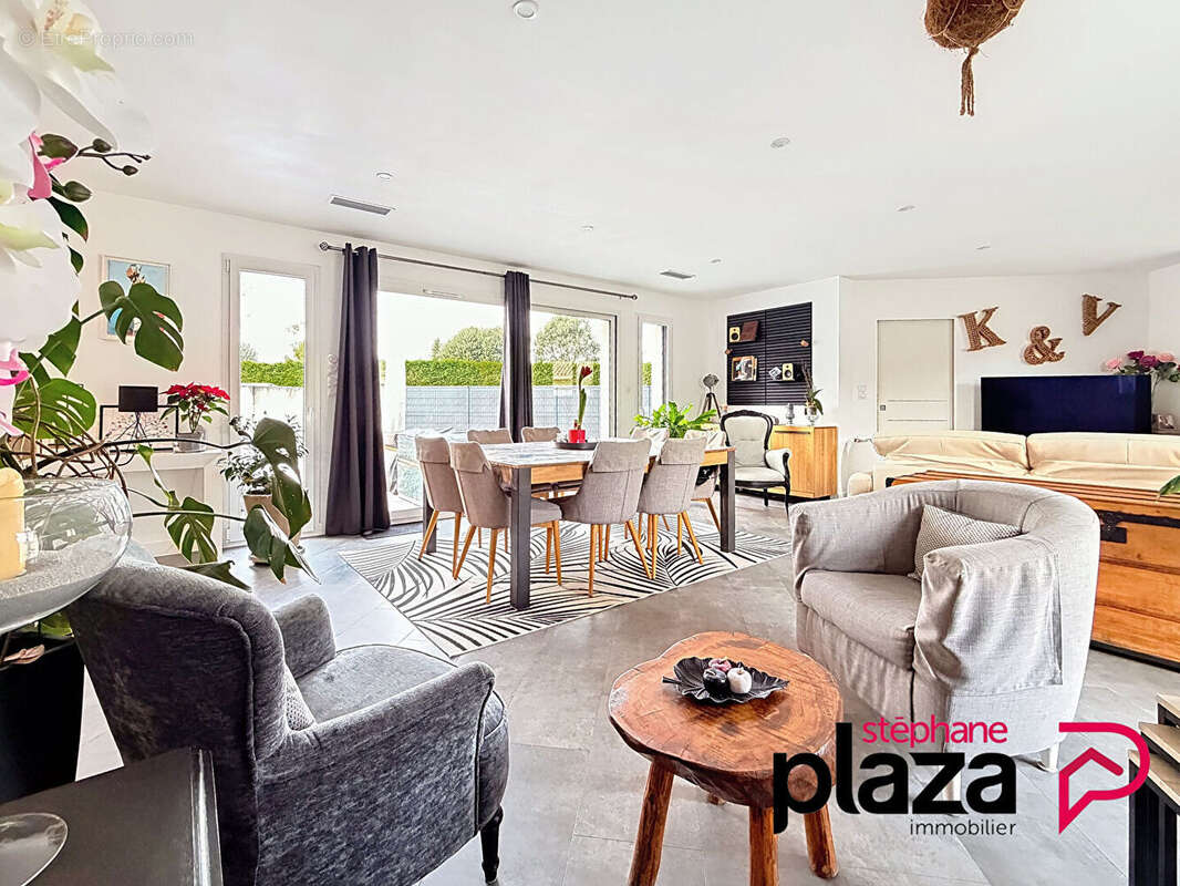 Maison à SAINT-SULPICE-DE-ROYAN