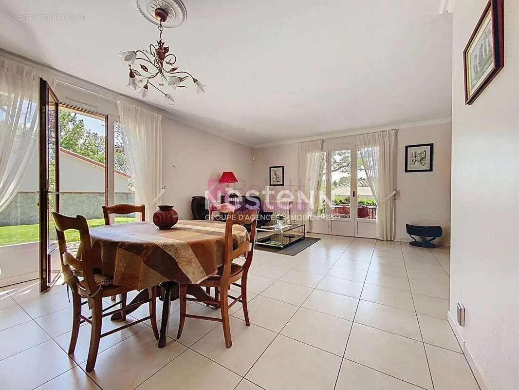 Maison à VILLENEUVE-TOLOSANE