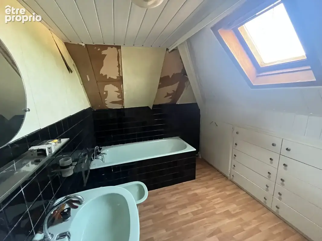 Maison avec trois chambres - photo 11