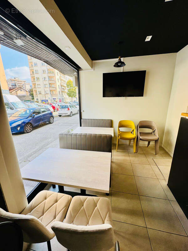 Commerce à GRENOBLE