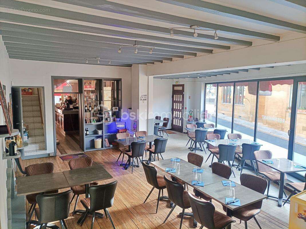 Appartement à CAZALS