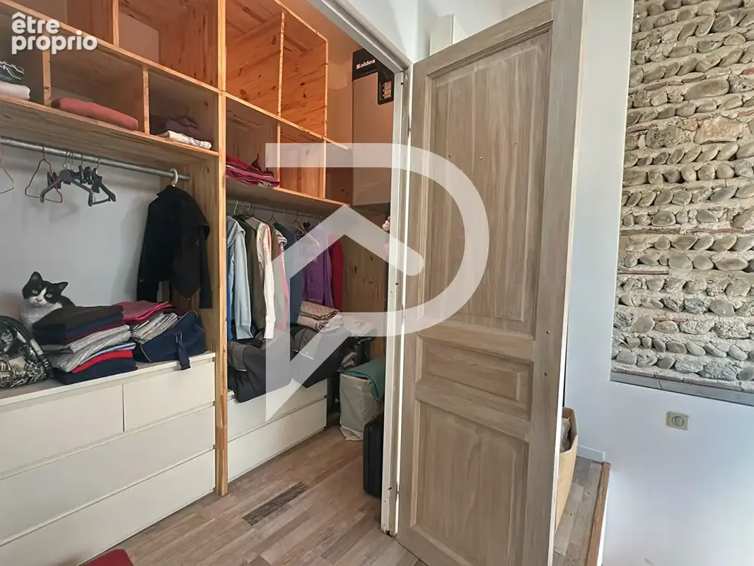 Maison familiale Montluel Centre avec cour partagée - photo 10