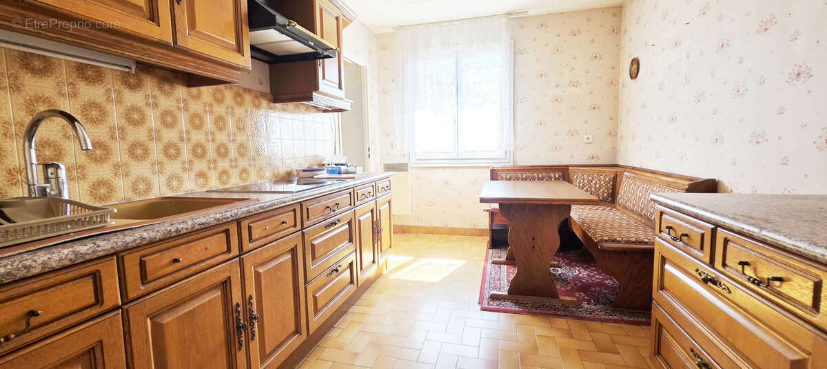Maison à BEAUMONT-DU-GATINAIS