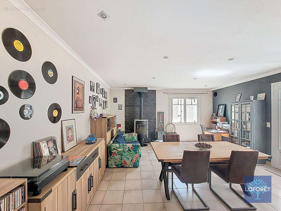 Maison à BEAUVOIR-SUR-MER