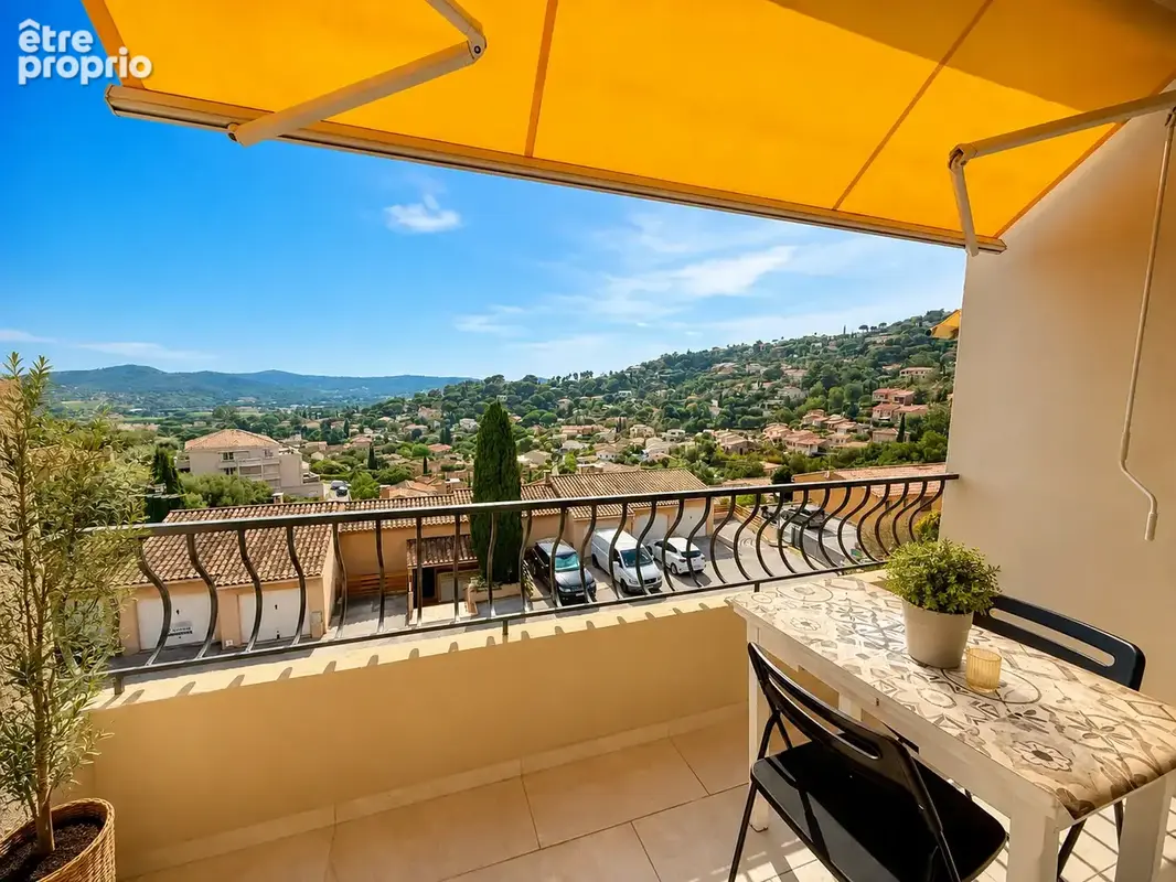 Appartement à BORMES-LES-MIMOSAS