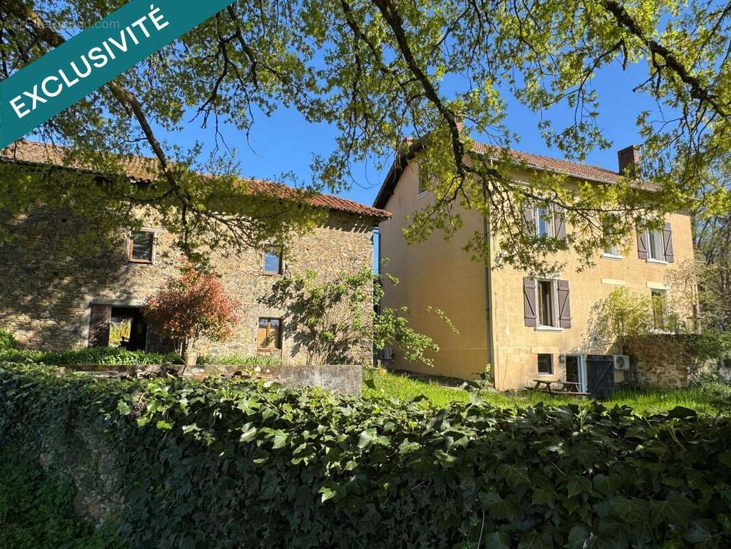 Photo 2 - Maison à CHAMPAGNAC-LA-RIVIERE